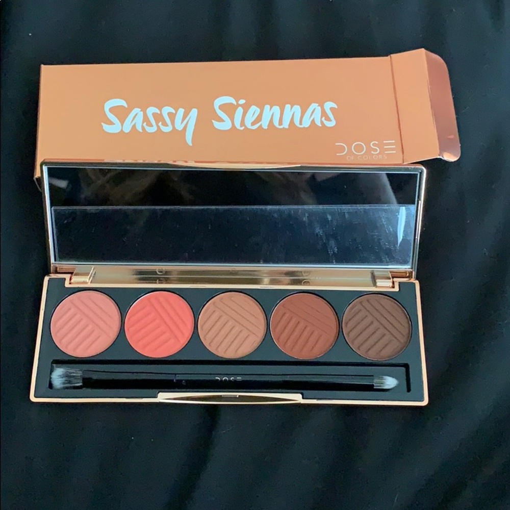 Sassy siennas Dose of colors